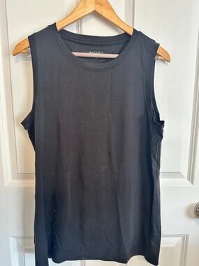 Athleta Sleeveless Black Tank Top - Medium